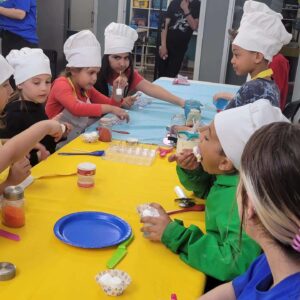 Donut Decorating Party (Age 4+)